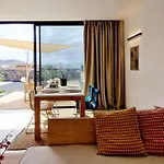 شقة Osaya