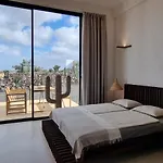 Osaya تيندايا