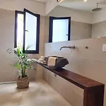 شقة Osaya