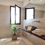 Osaya Apartamento *